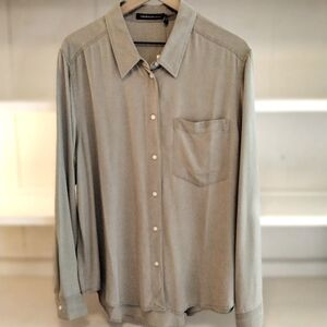 New! Calvin Klein Blouse 🌼 NWT